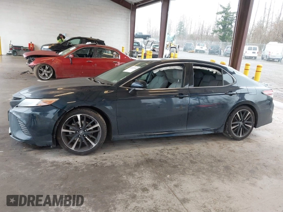 2019 Toyota Camry XSE with VIN 4T1B61HK6KU287595, listed as a IAAI auction lot 41691931 with 86,603 mi miles. Bid and sale history available at carsss.com. Image 14.