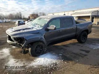 2022 Ram 1500 TRX with VIN 1C6SRFU94NN265242, listed as a Copart auction lot 42183075 with 20,580 mi miles and Salvage Title. Bid and sale history available at carsss.com. Image 1.