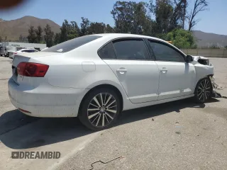 2014 Volkswagen Jetta SE with VIN 3VWD17AJ5EM295208, listed as a Copart auction lot 64684005 with 94,133 mi miles and Salvage title. Bid and sale history available at DreamBid. Image 3.