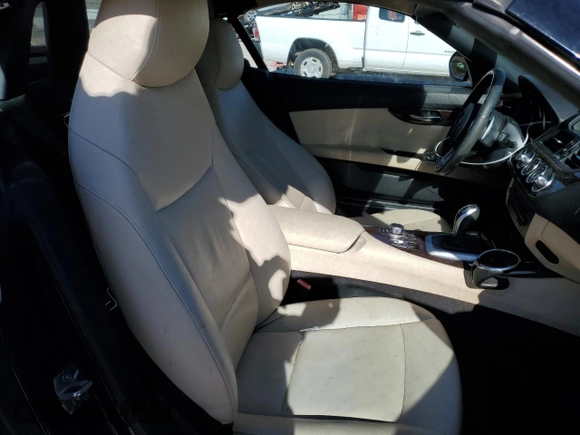 2013 BMW Z4 sDrive28i with VIN WBALL5C55DJ103887, listed as a Copart auction lot 85495214 with 115,860 mi miles and Salvage Title. Bid and sale history available at carsss.com. Image 10.