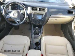 2014 Volkswagen Jetta TDI w/Premium with VIN 3VW3L7AJ4EM390185, listed as a Copart auction lot 76391084 with 49,897 mi miles and Salvage title. Bid and sale history available at DreamBid. Image 8.
