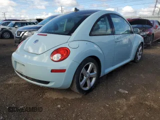 2010 Volkswagen New Beetle Coupe with VIN 3VWRW3AG9AM035084, listed as a Copart auction lot 72726034 with 86,024 mi miles and Clean Title. Bid and sale history available at carsss.com. Image 3.