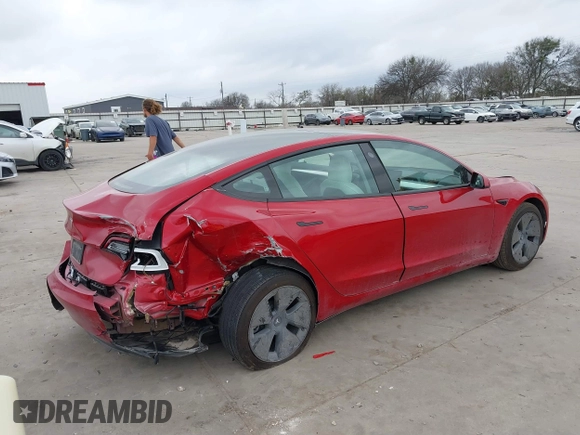 2023 Tesla Model 3 z VIN 5YJ3E1EA4PF384642, wystawiony jako IAAI lot #41496074 z przebiegiem 10 860 mil mil oraz . Historia ofert i sprzedaży dostępna na DreamBid. Obrazek 4.