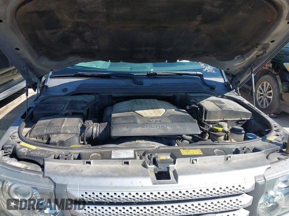 2007 Land Rover Range Rover Sport SC with VIN SALSH234X7A115746, listed as a IAAI auction lot 42452889 with 294,507 mi miles and . Bid and sale history available at DreamBid. Image 10.
