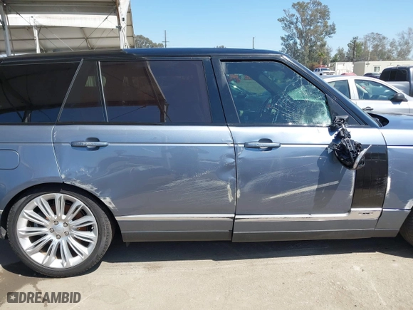 2019 Land Rover Range Rover with VIN SALGS5RE8KA563002, listed as a IAAI auction lot 41977296 with 1 mi miles. Bid and sale history available at carsss.com. Image 19.