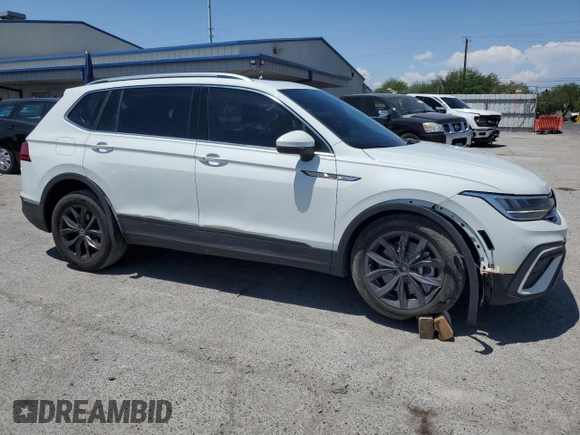 2022 Volkswagen Tiguan SE with VIN 3VV3B7AX0NM033243, listed as a Copart auction lot 59687425 with 42,841 mi miles and Salvage title. Bid and sale history available at DreamBid. Image 4.