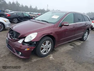 2008 Mercedes-Benz R-Class 3.5L with VIN 4JGCB65E68A062678, listed as a IAAI auction lot 41844443 with 137,787 mi miles. Bid and sale history available at carsss.com. Image 17.