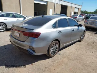 2024 Kia Forte GT-Line with VIN 3KPF54AD9RE801535, listed as a IAAI auction lot 40429345 with 1,343 mi miles. Bid and sale history available at carsss.com. Image 4.