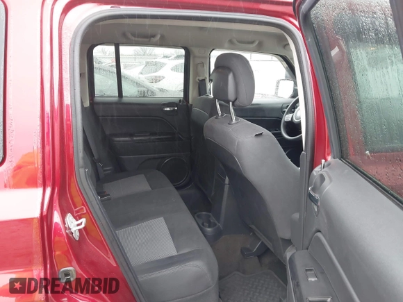 2015 Jeep Patriot Sport with VIN 1C4NJRBB0FD426312, listed as a IAAI auction lot 41435886 with 49,650 mi miles and . Bid and sale history available at carsss.com. Image 8.
