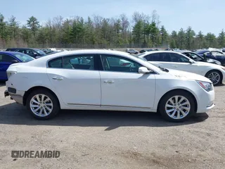 2014 Buick LaCrosse Leather with VIN 1G4GB5G30EF306539, listed as a IAAI auction lot 42133530 with 88,406 mi miles. Bid and sale history available at carsss.com. Image 14.