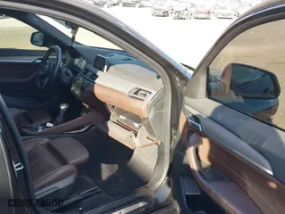 2018 BMW X2 xDrive28i with VIN WBXYJ5C33JEF78378, listed as a IAAI auction lot 40577868 with 45,592 mi miles. Bid and sale history available at carsss.com. Image 5.