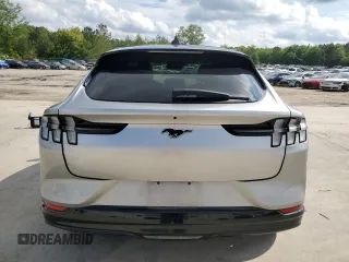 2021 Ford Mustang Mach-E Premium с VIN 3FMTK3R7XMMA53392, выставлен на аукционе Copart как лот 55447215 с пробегом 45 094 миль миль и Списание • Salvage title. История ставок и продаж доступна на DreamBid. Изображение 6.