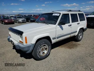 2000 Jeep Cherokee with VIN 1J4FF48S6YL169224, listed as a Copart auction lot 64411145 with 237,553 mi miles and Clean title. Bid and sale history available at DreamBid. Image 1.