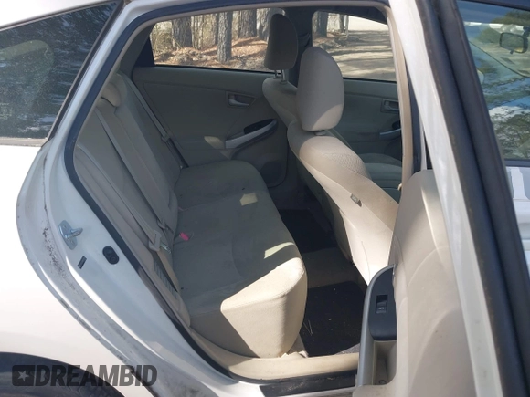 2010 Toyota Prius II z VIN JTDKN3DU9A0138694, wystawiony jako IAAI lot #41934061 z przebiegiem 58 839 mil mil oraz . Historia ofert i sprzedaży dostępna na DreamBid. Obrazek 8.