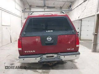 2007 Nissan Titan XE z VIN 1N6AA07B47N240963, wystawiony jako IAAI lot #42250635 z przebiegiem 117 178 mil mil oraz . Historia ofert i sprzedaży dostępna na DreamBid. Obrazek 16.