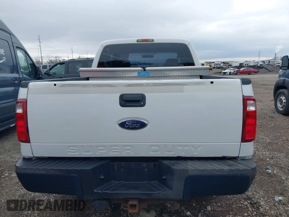 2008 Ford Super Duty F-250 SRW XL with VIN 1FTNX20568EE42238, listed as a IAAI auction lot 41842277 with 180,699 mi miles. Bid and sale history available at carsss.com. Image 16.
