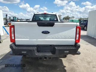 2024 Ford F-250 XL with VIN 1FT7W2AA2RED06780, listed as a Copart auction lot 69590304 with 489 mi miles and Clean title. Bid and sale history available at DreamBid. Image 6.