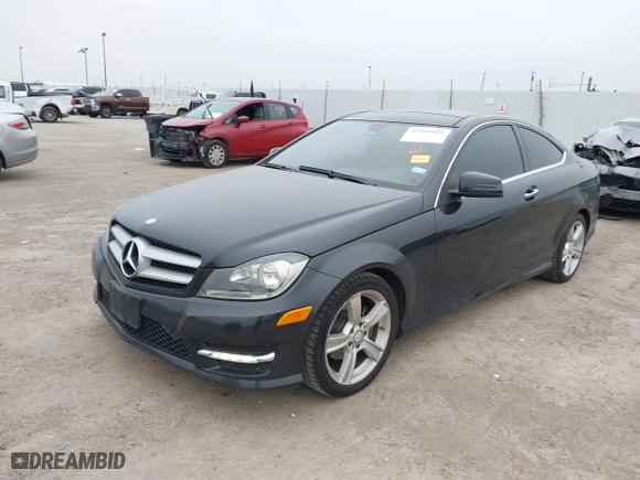 2013 Mercedes-Benz C-Class C 250 with VIN WDDGJ4HB9DG052612, listed as a IAAI auction lot 41489650 with 117,849 mi miles. Bid and sale history available at carsss.com. Image 2.