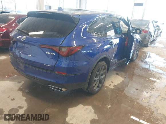 2022 Acura MDX w/A-Spec Package with VIN 5J8YE1H02NL030011, listed as a IAAI auction lot 41240222 with 1 mi miles. Bid and sale history available at carsss.com. Image 4.