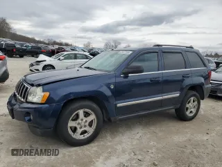 2005 Jeep Grand Cherokee Limited with VIN 1J4HR58NX5C529056, listed as a Copart auction lot 52637995 with 179,859 mi miles and Clean Title. Bid and sale history available at carsss.com. Image 1.