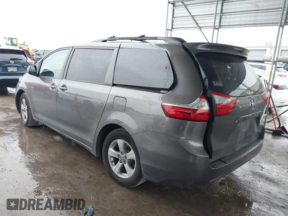2016 Toyota Sienna LE AAS z VIN 5TDKK3DC9GS694686, wystawiony jako IAAI lot #42374687 z przebiegiem 192 571 mil mil oraz . Historia ofert i sprzedaży dostępna na DreamBid. Obrazek 3.