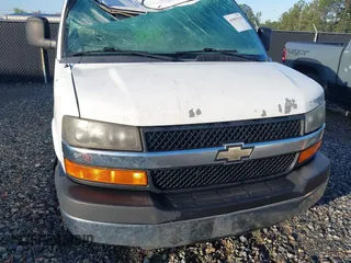 2012 Chevrolet Express Passenger 1LT with VIN 1GAZGYFG7C1172247, listed as a IAAI auction lot 41983930 with 187,895 mi miles and . Bid and sale history available at DreamBid. Image 12.