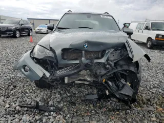 2008 BMW X5 4.8i z VIN 5UXFE83598L165541, wystawiony jako Copart lot #56416875 z przebiegiem 85 028 mil mil oraz Szkoda całkowita • Salvage title. Historia ofert i sprzedaży dostępna na DreamBid. Obrazek 5.
