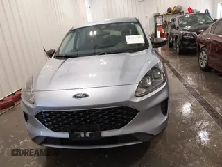 2022 Ford Escape SE с VIN 1FMCU0G64NUB71518, выставлен на аукционе IAAI как лот 42196475 с пробегом 9 389 миль миль и . История ставок и продаж доступна на DreamBid. Изображение 12.