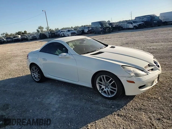 2007 Mercedes-Benz SLK-Class 3.0L with VIN WDBWK54F27F163187, listed as a Copart auction lot 80689934 with 183,188 mi miles and Salvage Title. Bid and sale history available at carsss.com. Image 10.