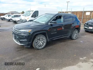 2022 Jeep Compass (RED) Edition with VIN 3C4NJDCB6NT168629, listed as a IAAI auction lot 41636454 with 76,056 mi miles. Bid and sale history available at carsss.com. Image 18.
