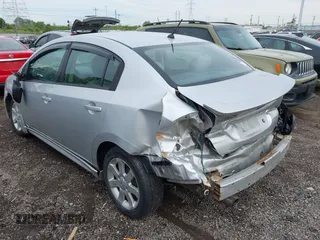 2010 Nissan Sentra SR with VIN 3N1AB6AP4AL700141, listed as a IAAI auction lot 42204255 with 180,251 mi miles and . Bid and sale history available at DreamBid. Image 3.