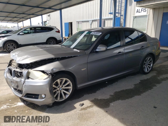 2011 BMW 3 Series 328i with VIN WBAPH5C50BA444114, listed as a Copart auction lot 52643655 with 189,437 mi miles and Salvage Title. Bid and sale history available at carsss.com. Image 1.