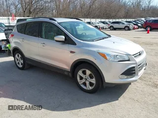 2016 Ford Escape SE with VIN 1FMCU9GXXGUA28718, listed as a IAAI auction lot 41754533 with 140,008 mi miles. Bid and sale history available at carsss.com. Image 1.