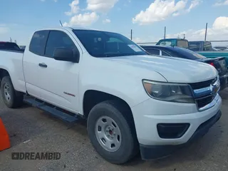 2016 Chevrolet Colorado 2WD WT z VIN 1GCHSBEA9G1190511, wystawiony jako IAAI lot #42642481 z przebiegiem 80 128 mil mil oraz . Historia ofert i sprzedaży dostępna na DreamBid. Obrazek 1.