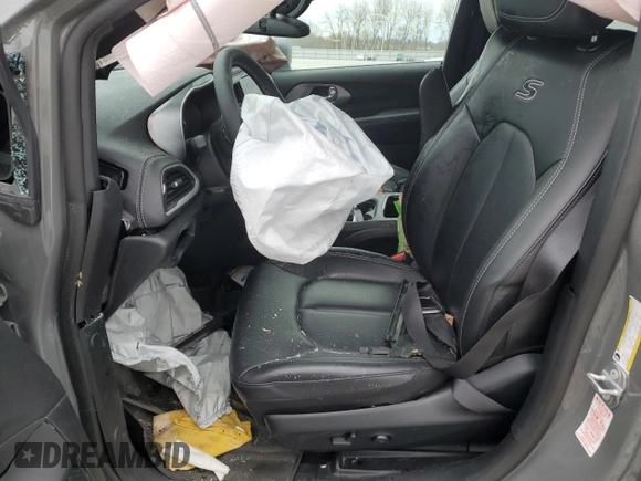 2023 Chrysler Pacifica Touring L with VIN 2C4RC1BG1PR516608, listed as a Copart auction lot 52098625 with Not provided miles and Salvage title. Bid and sale history available at DreamBid. Image 7.