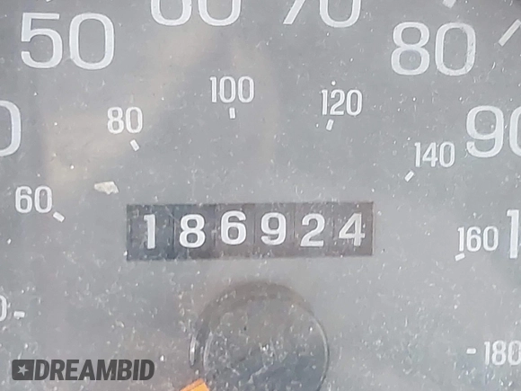 1997 Mercury Grand Marquis LS with VIN 2MELM75W2VX652942, listed as a IAAI auction lot 42000556 with 186,924 mi miles and . Bid and sale history available at DreamBid. Image 15.