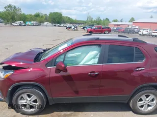 2017 Chevrolet Trax LT z VIN 3GNCJPSB2HL232848, wystawiony jako IAAI lot #42181512 z przebiegiem 28 597 mil mil oraz . Historia ofert i sprzedaży dostępna na DreamBid. Obrazek 13.