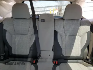 2020 Subaru Forester Premium z VIN JF2SKAJC6LH554961, wystawiony jako Copart lot #61770095 z przebiegiem 82 637 mil mil oraz Szkoda całkowita • Salvage title. Historia ofert i sprzedaży dostępna na DreamBid. Obrazek 10.