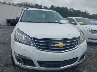 2016 Chevrolet Traverse LT z VIN 1GNKRHKD2GJ181384, wystawiony jako IAAI lot #41723981 z przebiegiem 143 263 mil mil oraz . Historia ofert i sprzedaży dostępna na DreamBid. Obrazek 12.