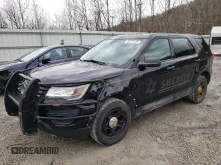 2018 Ford Police Interceptor Utility z VIN 1FM5K8AT6JGC74587, wystawiony jako Copart lot #45717124 z przebiegiem 110 269 mil mil oraz . Historia ofert i sprzedaży dostępna na DreamBid. Obrazek 1.