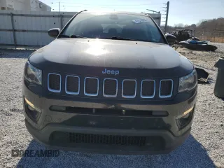 2017 Jeep Compass Latitude z VIN 3C4NJDBB0HT693451, wystawiony jako Copart lot #41578995 z przebiegiem 88 731 mil mil oraz Szkoda całkowita • Salvage title. Historia ofert i sprzedaży dostępna na DreamBid. Obrazek 5.