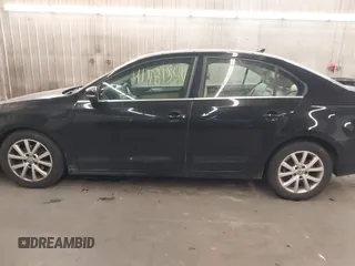 2013 Volkswagen Jetta Sedan SE with VIN 3VWDP7AJ3DM388564, listed as a IAAI auction lot 41781350 with 255,357 mi miles. Bid and sale history available at carsss.com. Image 15.