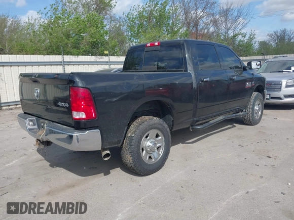 2018 Ram 2500 Big Horn with VIN 3C6UR5DLXJG424623, listed as a IAAI auction lot 41816603 with Not Provided miles. Bid and sale history available at carsss.com. Image 4.