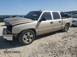 2006 Chevrolet Silverado 1500 LT1 with VIN 2GCEC13T061176102, listed as a Copart auction lot 52390965 with 215,312 mi miles and Salvage Title. Bid and sale history available at carsss.com. Image 1.