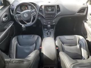2021 Jeep Cherokee Latitude Lux z VIN 1C4PJMMX9MD213053, wystawiony jako Copart lot #50939575 z przebiegiem 37 403 mil mil oraz Szkoda całkowita • Salvage title. Historia ofert i sprzedaży dostępna na DreamBid. Obrazek 8.