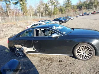 2016 Audi S5 Premium Plus with VIN WAUC4AFR1GA051232, listed as a IAAI auction lot 41095478 with 116,978 mi miles. Bid and sale history available at carsss.com. Image 13.