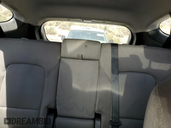 2014 Hyundai Santa Fe with VIN 5XYZU3LB2EG173692, listed as a Copart auction lot 62201975 with 127,787 mi miles and Clean title. Bid and sale history available at DreamBid. Image 10.
