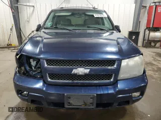 2008 Chevrolet TrailBlazer 1LT with VIN 1GNDT13S982213824, listed as a Copart auction lot 41818795 with 224,163 mi miles and Salvage Title. Bid and sale history available at DreamBid. Image 5.