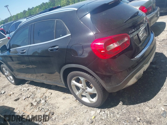 2018 Mercedes-Benz GLA 250 z VIN WDCTG4EB5JJ462795, wystawiony jako IAAI lot #41995667 z przebiegiem 126 940 mil mil oraz . Historia ofert i sprzedaży dostępna na DreamBid. Obrazek 13.