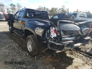 2020 Chevrolet Silverado 3500HD LTZ with VIN 1GC4YUEY3LF332502, listed as a Copart auction lot 79746124 with 44,695 mi miles and Salvage Title. Bid and sale history available at DreamBid. Image 2.